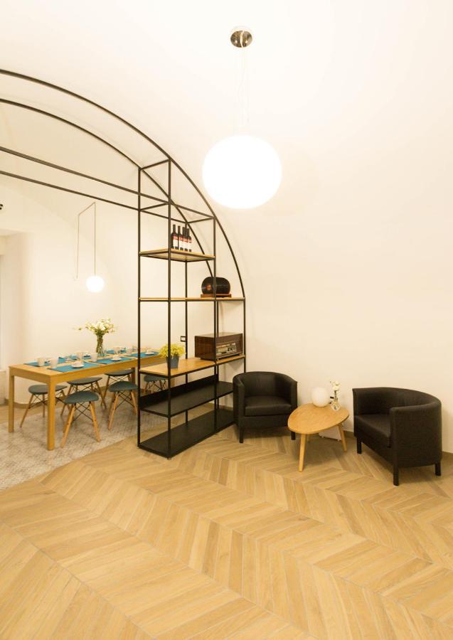 A' Marunnella Bed & Breakfast เนเปิลส์ ภายนอก รูปภาพ