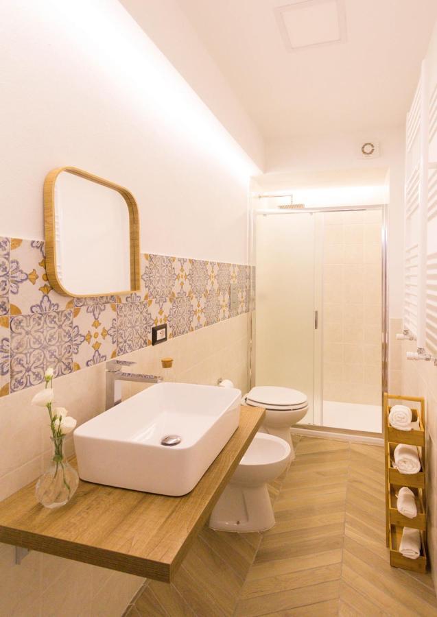 A' Marunnella Bed & Breakfast เนเปิลส์ ภายนอก รูปภาพ